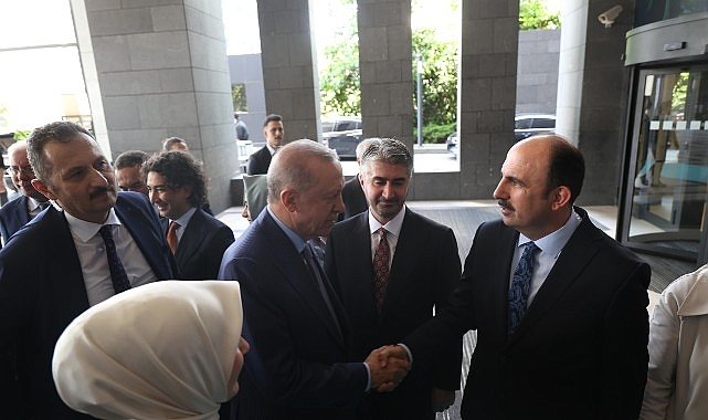 Başkan Altay Uluslararası Aile Forumu'nda Büyükşehir'in Aile Odaklı Çalışmalarını Anlattı