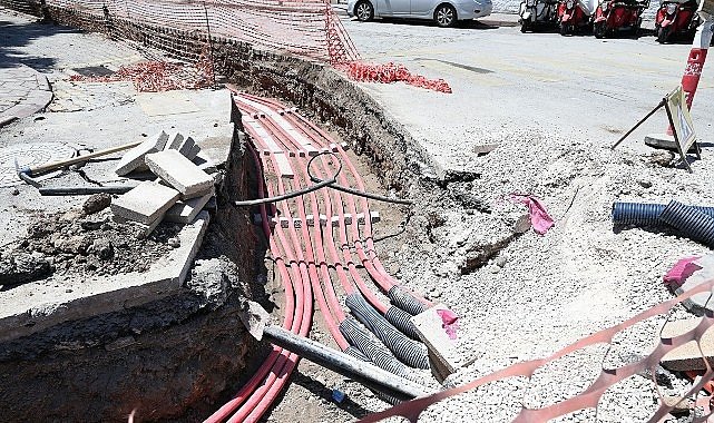Başkan Topaloğlu; “Çalışma elektrik kesintisinin önüne geçmek için yapılıyor