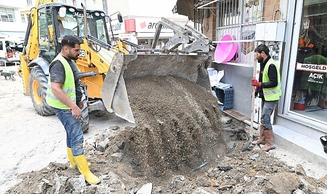 Demirci'de altyapı seferberliği sürüyor