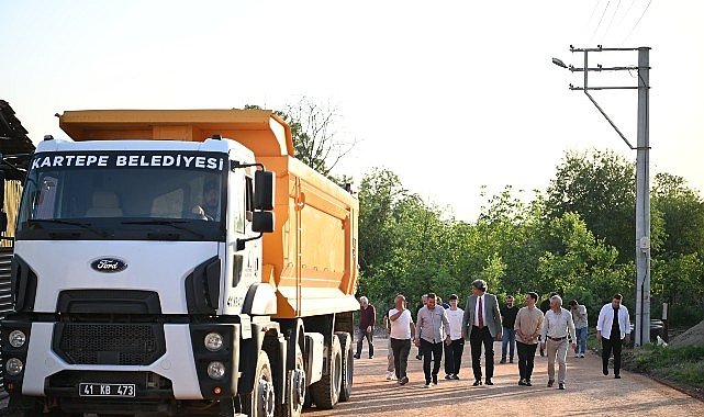 Kartepe'de Asfalt Çalışmaları Devam Ediyor