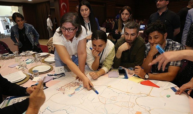 Küçükçekmece'de Olası Afet Senaryoları Konuşuldu