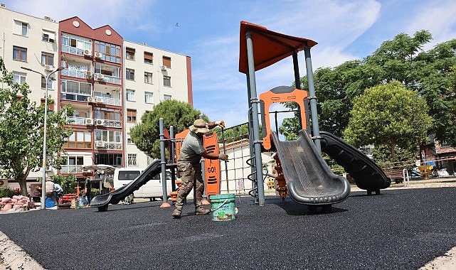 Bayraklı'ya 7 yeni park