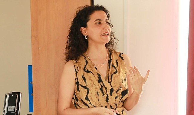 Burhaniye Belediyesi'nden Denetimli Serbestliğe Seminer