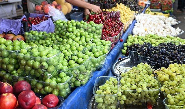 Kurban Bayramı nedeniyle Kemer'de pazar yerlerinin günü değişti