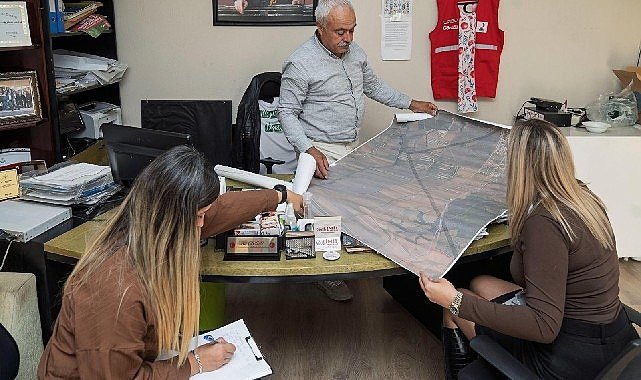 Muhtarlarla el ele İzmir'e kesintisiz hizmet