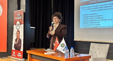 Bakırköy'de Kadınların Sesine Kulak Veren Söyleşi 