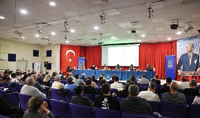 Alaçatı Kentsel Tasarım Rehberi esnafla paylaşıldı: “Alaçatı kimliğine sahip çıkıyor