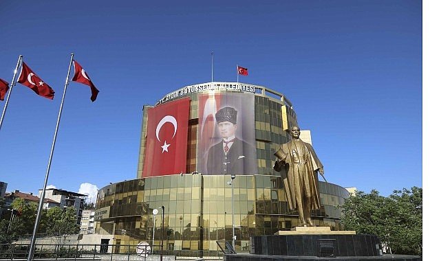 Başkan Çerçioğlu'nun Müjdesiyle Orta Mahalle'de Kentsel Dönüşümün 1. Etabı Başlıyor