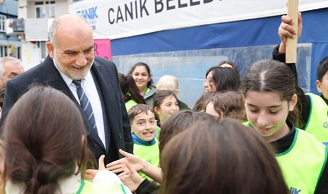 Başkan Sandıkçı: “Gençlerimize doğa ve çevre bilinci kazandırmaya devam ediyoruz
