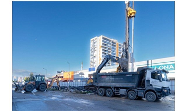 Karşıyaka'da kesintisiz ulaşım için dev yatırım