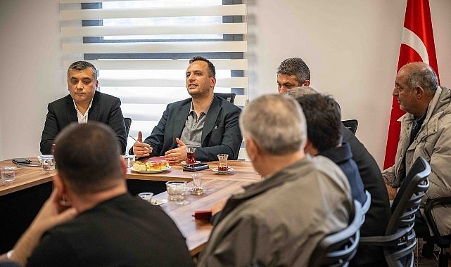 Başkan Ömer Eşki muhtarlarla buluştu: “Bornova'yı birlikte yönetiyoruz