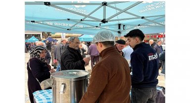 Büyükşehir'den deprem şehitleri için çorba ikramı