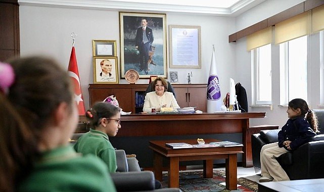 Didimli Öğrenciler Yerel Yönetimi Başkan Hatice Gençay'dan Dinledi