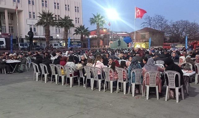 Başkan Çerçioğlu binlerce vatandaşı her gün iftar sofralarında buluşturuyor
