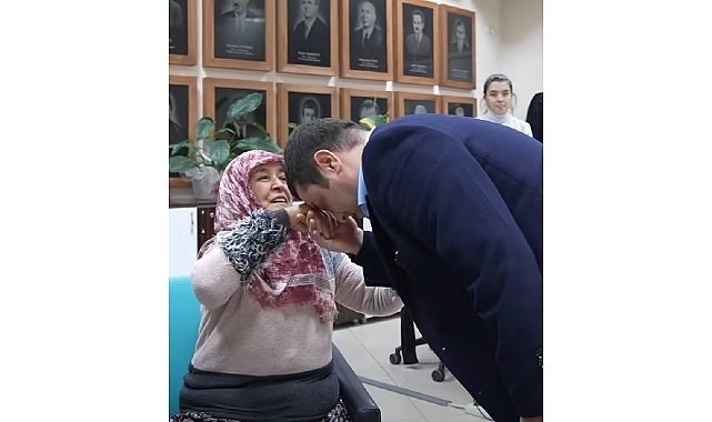Başkan Övünç Demir ile Cemile Teyzenin Duygulandıran Buluşması Milyonlara Ulaştı