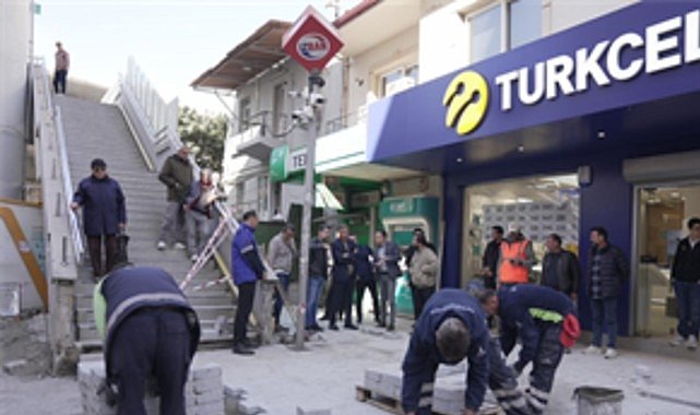 Bayraklı Sevgi Yolu'nda yoğun tempo