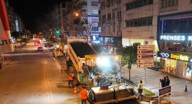 Büyükşehir Belediyesi'nin asfalt çalışmaları sürüyor