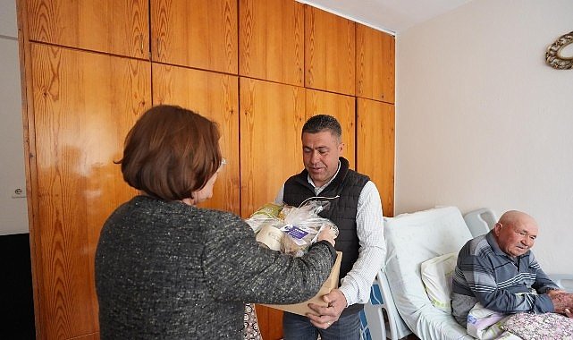 Didim'de 18 Mart'ta Şehitlikler ve Şehit Ailelerine Anlamlı Ziyaret