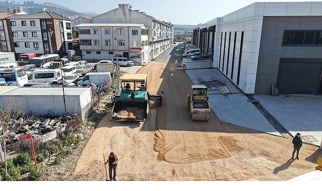 Gemlik'te Yollara Asfalt ve Taş Parke