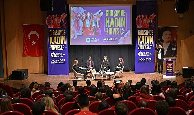 Girişimde Kadın Zirvesi'nin ikincisi düzenlendi 