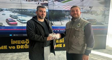 İnegöl Belediyesi Personelinden Örnek Davranış