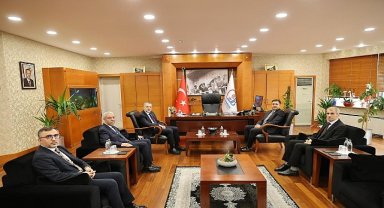 İstanbul Milli Eğitim Müdürü Yentür'den Başkan Vekili Akın'a ziyaret