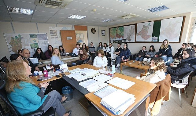 İYTE'li mimar adayları Karşıyaka'nın geleceği için fikir yürütecek