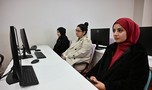  Manisa Büyükşehir'den Gençlere Dijital Gelecek Vizyonu