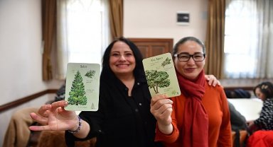 Osmangazi'de Kadınlar Ağaç Sembolizmiyle Haklarını Keşfettiler