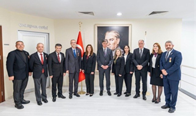 Şehit aileleri derneklerinden Başkan Tugay'a ziyaret