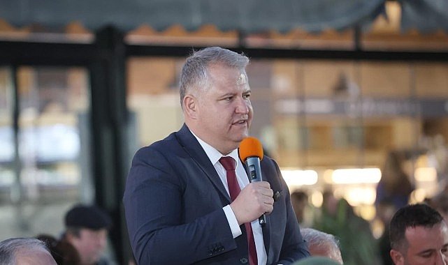 Urla'da Ramazan'ın bereketi dayanışma sofralarında paylaşıldı