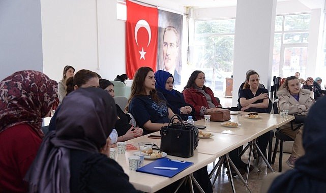 Anne Adaylarına Yol Gösteren Seminer