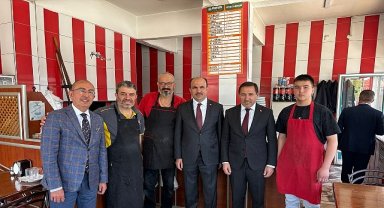 Başkan Altay, Başkan Kılca, Başkan Kavuş, Karaman Caddesi'nde Esnaf ve Vatandaşlarla Buluştu