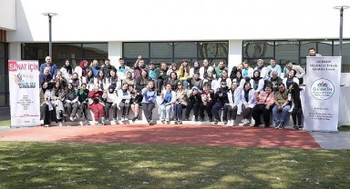 Gonca'da sevgi kokulu buluşma