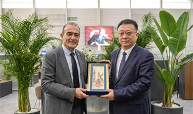 İzmir Büyükşehir Belediyesi Qingdao Belediyesi'ni konuk etti
