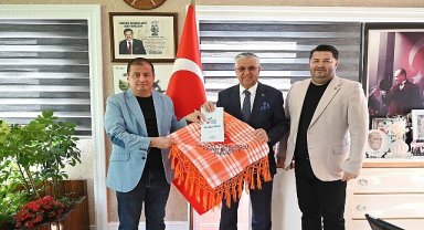 Kumluca Belediye Meclis üyelerinden Başkan Topaloğlu'na ziyaret