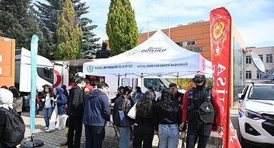 Manisa Büyükşehir'den “Afetlerde İnsan Olmak