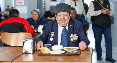 Şehitler Haftası'nda Buca'da dayanışma sofraları kuruldu