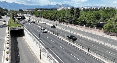 Yüzüncü Yıl Bulvarı'nda asfaltlama çalışması tamamlandı