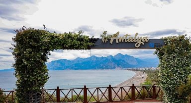 Akseki Göktepe Yaylası'nda kar kalınlığı 6 metreyi geçti