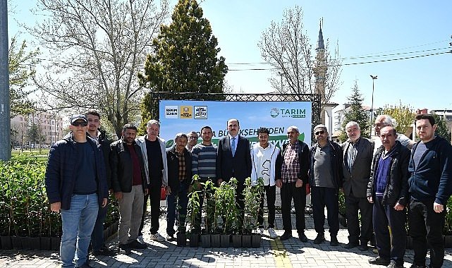 Başkan Altay: “Toprağı Emekle Yoğuran Tüm Çiftçilerimizin 14 Mayıs Dünya Çiftçiler Günü'nü Kutluyorum