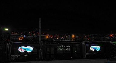 Kocaeli'de tramvaylar su altı dünyasına dönüştü