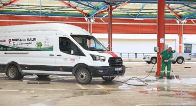 Osmangazi'de Kurban Kesim Alanları Titizlikle Temizleniyor