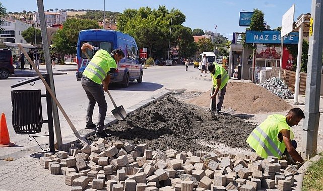 Ayvalık'ta kaldırımlar yayalar için daha güvenli, düzenli ve kullanışlı…