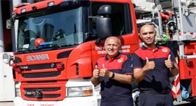Babalar Günü'nde aynı üniformada iki kuşak