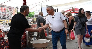 Başkan Topaloğlu'ndan pazar esnafına ziyaret