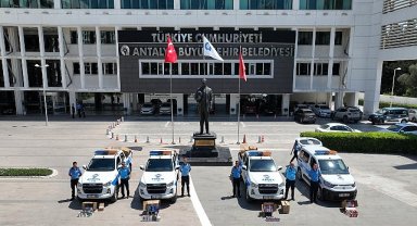 Büyükşehir zabıtasından sahte parfüme geçit yok