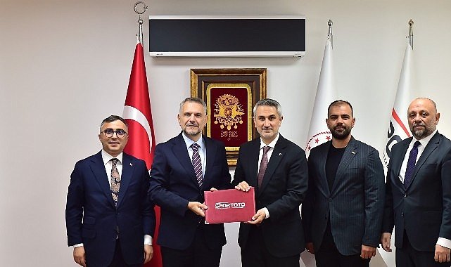 İbrahim Akın'dan spor hamlesi: Bayrampaşa Spor Tesisleri için yatırım protokolü imzalandı