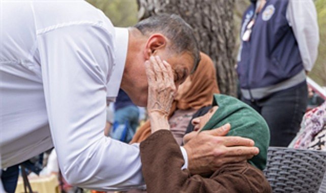 Kozak'a hizmet çıkarması