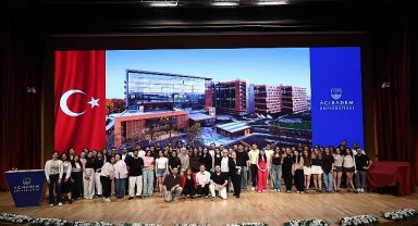 Pet Şişeden Laboratuvar Önlüğüne